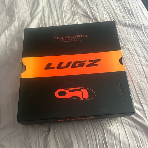 NWT Lugz Women's Empire Hi Fur Winter Boot
In Black. - Picture 3 of 4